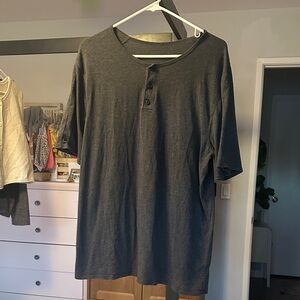 Men’s Lululemon Shirt